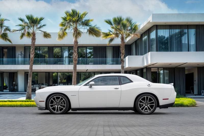 2022 Dodge Challenger thumbnail 2