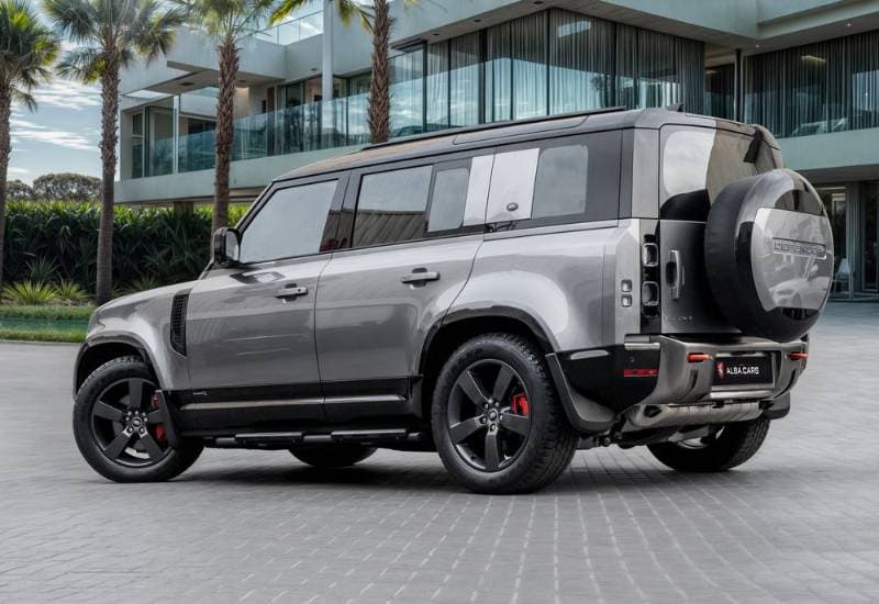 2024 Land Rover Defender thumbnail 2