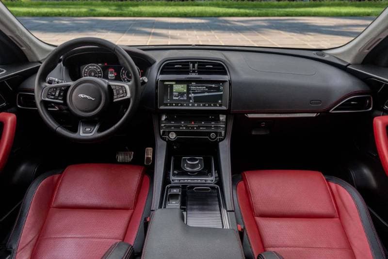 2020 Jaguar F-Pace thumbnail 8