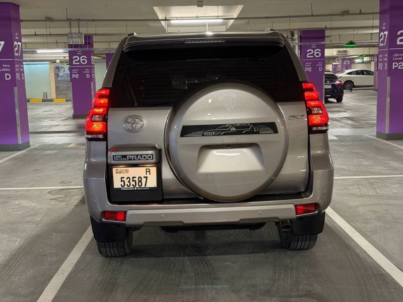 2023 Toyota Land Cruiser Prado thumbnail 3