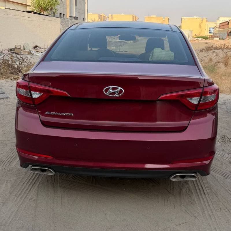 2016 Hyundai Sonata thumbnail 3