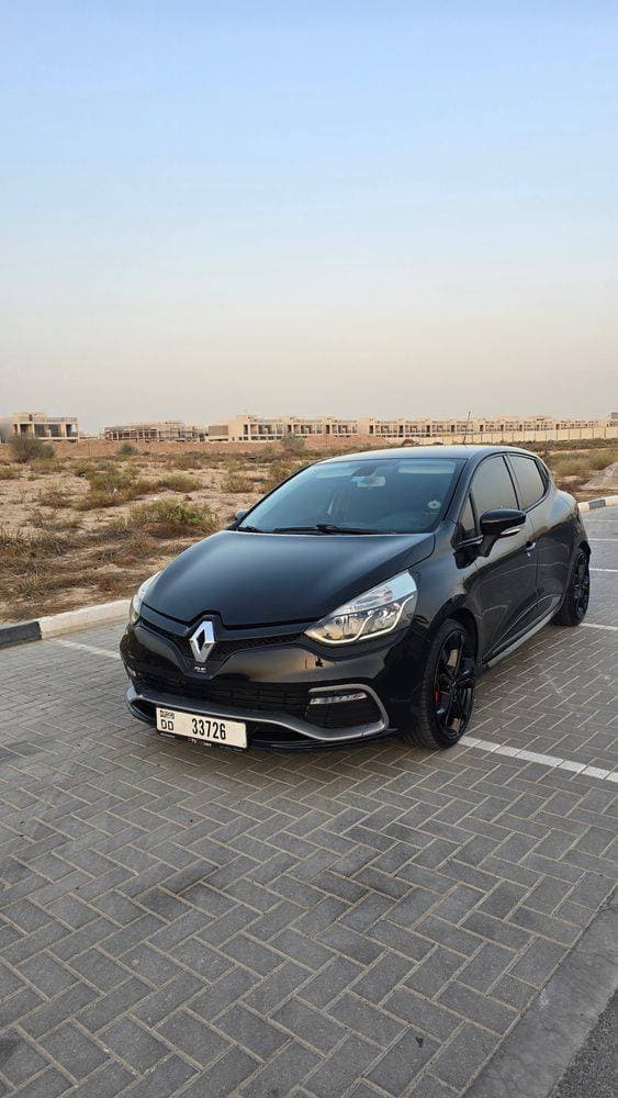 2016 Renault Clio Sport thumbnail 2