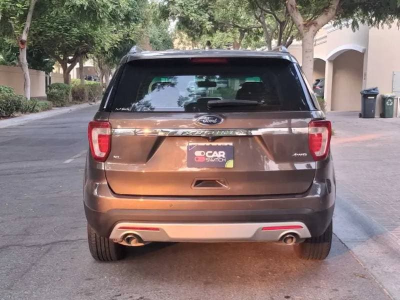 2016 Ford Explorer thumbnail 6