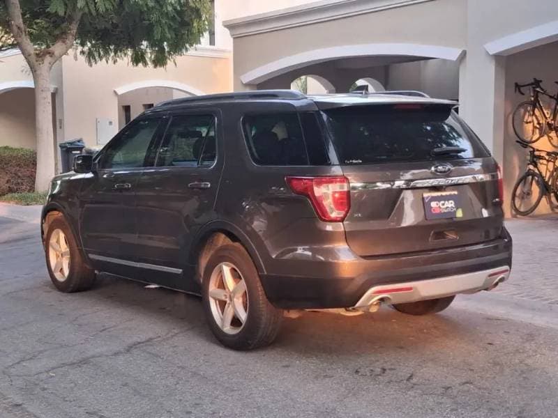 2016 Ford Explorer thumbnail 7