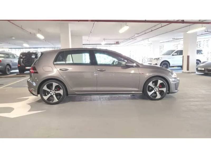 2015 Volkswagen Golf thumbnail 3