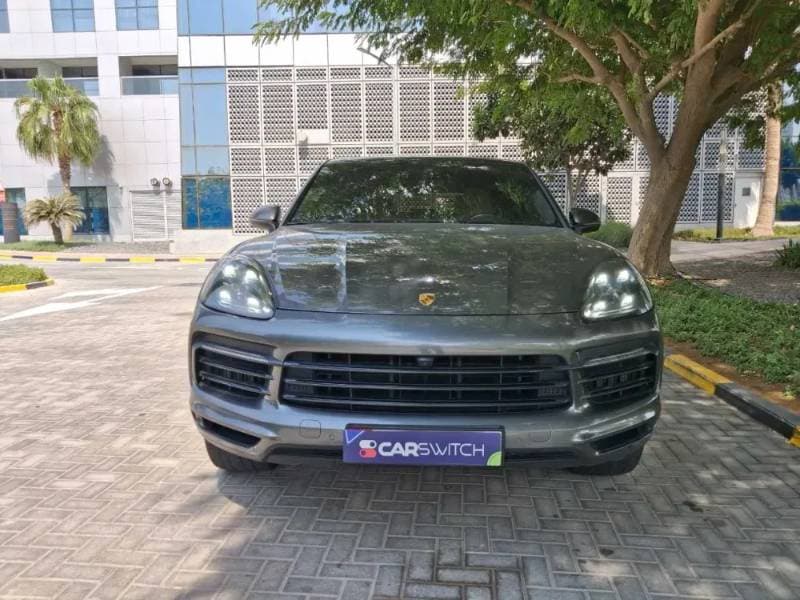 2020 Porsche Cayenne thumbnail 2