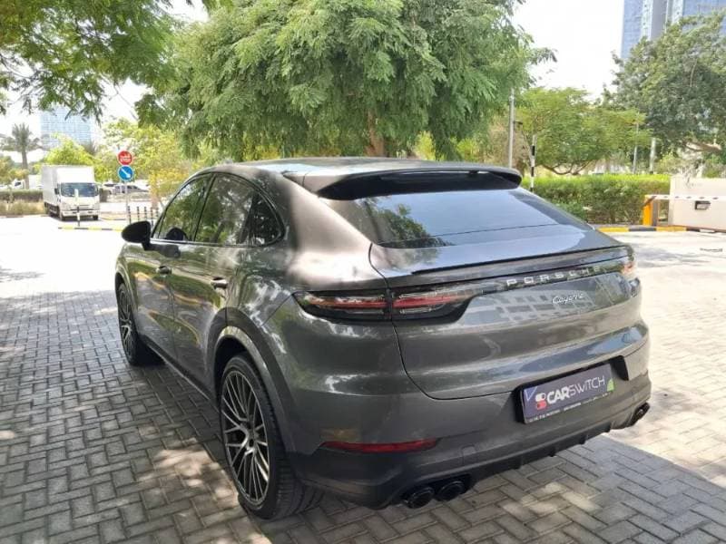 2020 Porsche Cayenne thumbnail 7