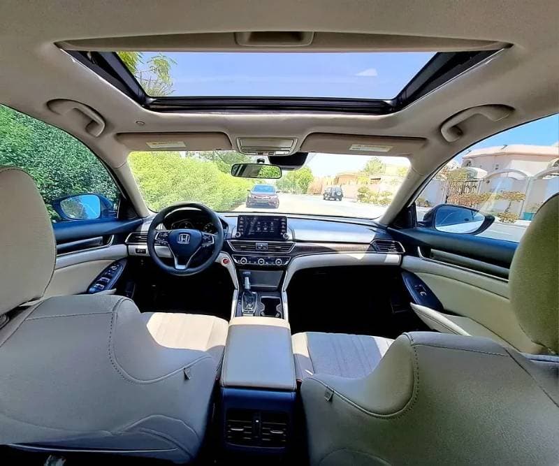 2020 Honda Accord thumbnail 4
