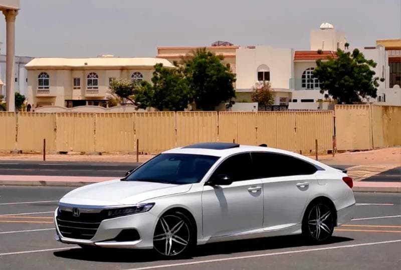 2020 Honda Accord thumbnail 2