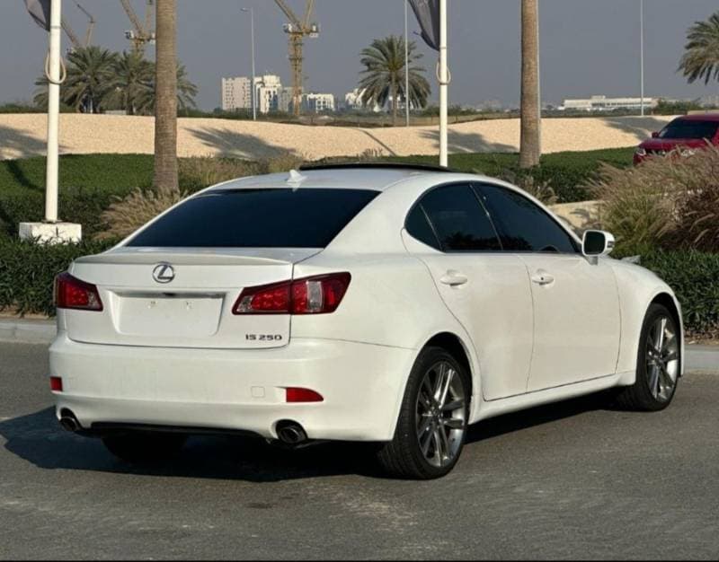 2006 Lexus IS thumbnail 3