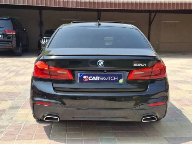 2019 BMW 5 Series thumbnail 6
