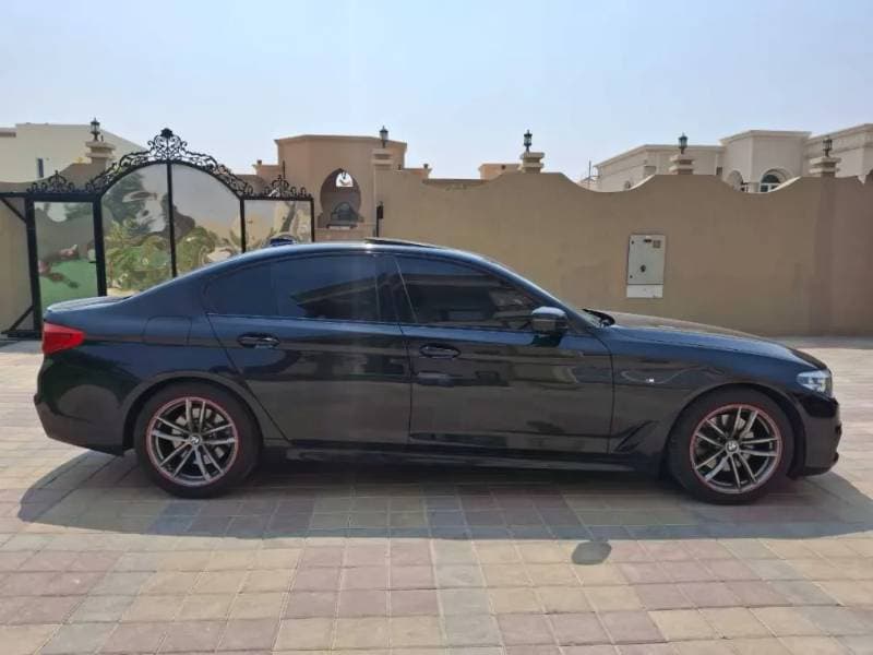 2019 BMW 5 Series thumbnail 3