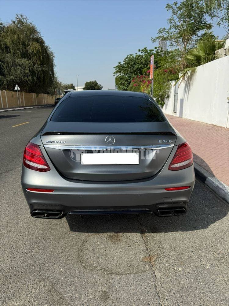 2017 Mercedes-Benz E 63 AMG thumbnail 3