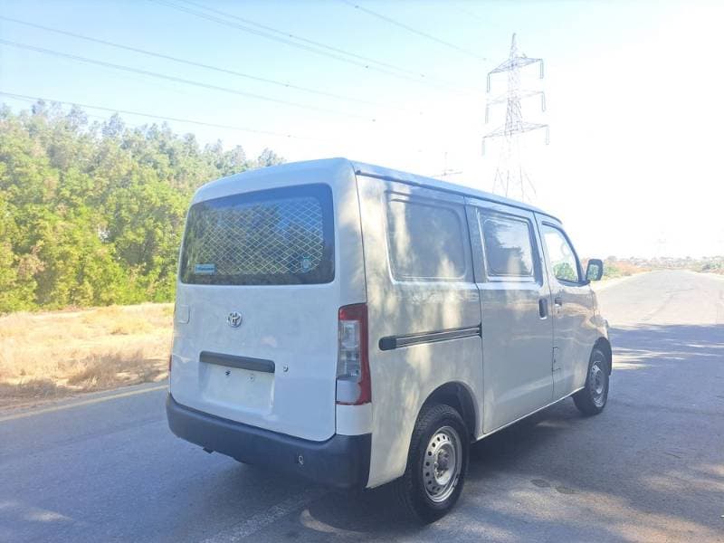 2023 Toyota Liteace thumbnail 4