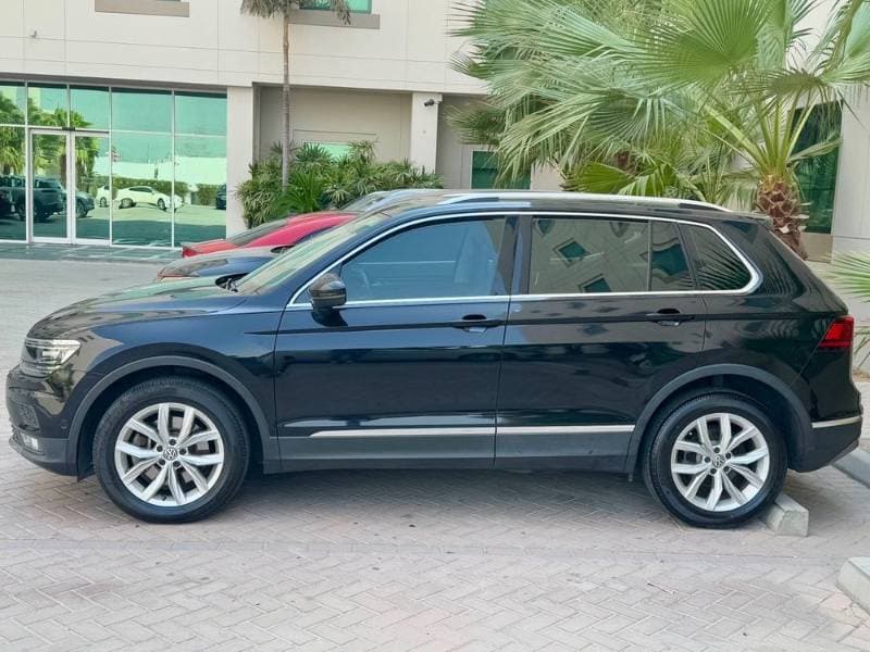 2019 Volkswagen Tiguan thumbnail 3