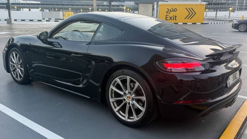 2017 Porsche Cayman thumbnail 5