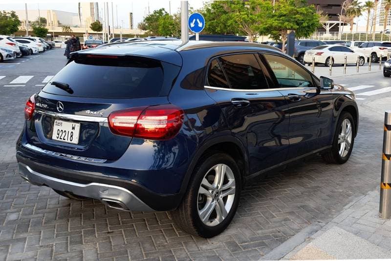 2020 Mercedes-Benz GLA thumbnail 3
