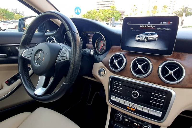 2020 Mercedes-Benz GLA thumbnail 7