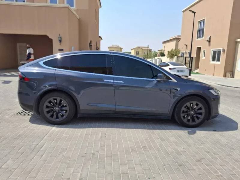 2018 Tesla Model X thumbnail 8