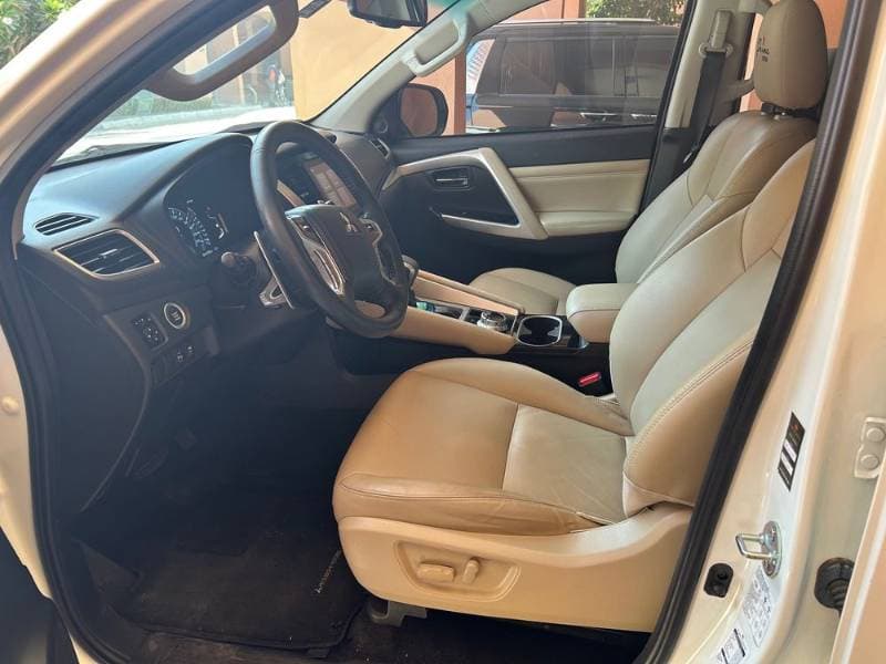 2023 Mitsubishi Montero Sport thumbnail 6