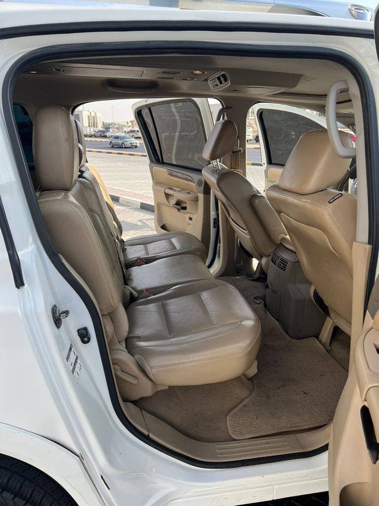 2013 Nissan Armada thumbnail 5