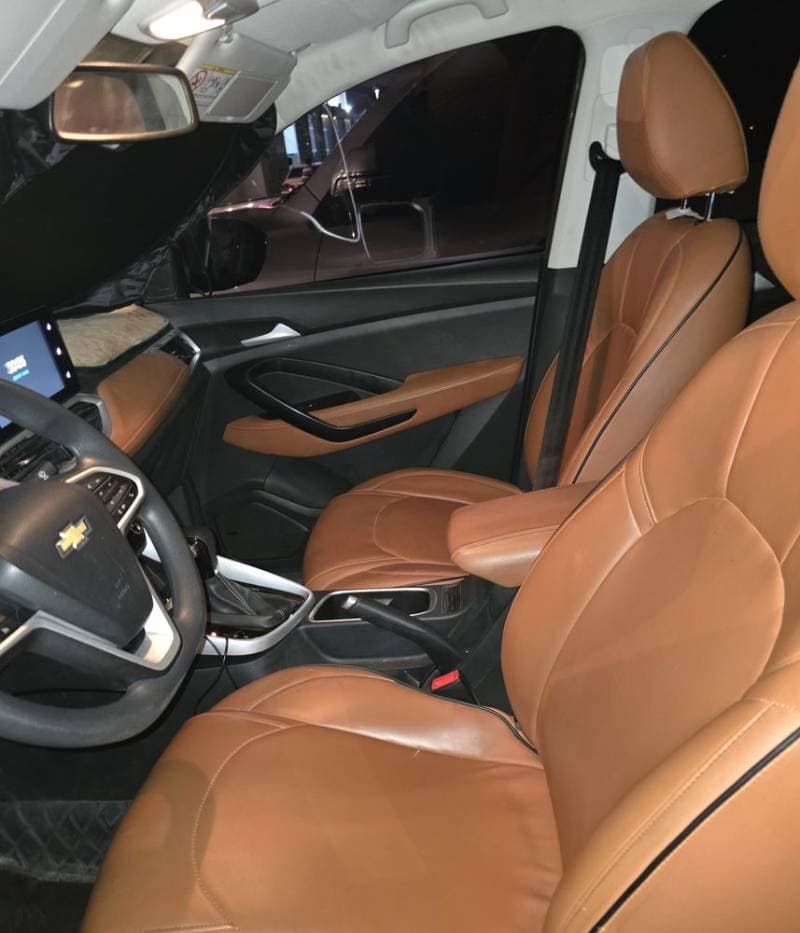 2023 Chevrolet Captiva thumbnail 2