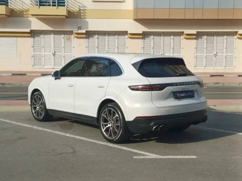 2019 Porsche Cayenne thumbnail 7