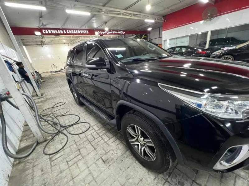 2017 Toyota Fortuner thumbnail 7