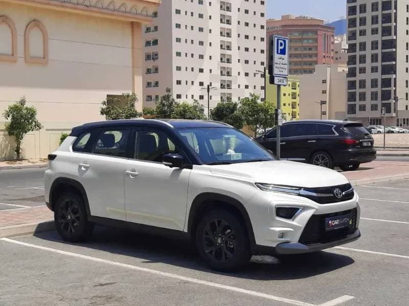 2025 Toyota Urban Cruiser thumbnail 3