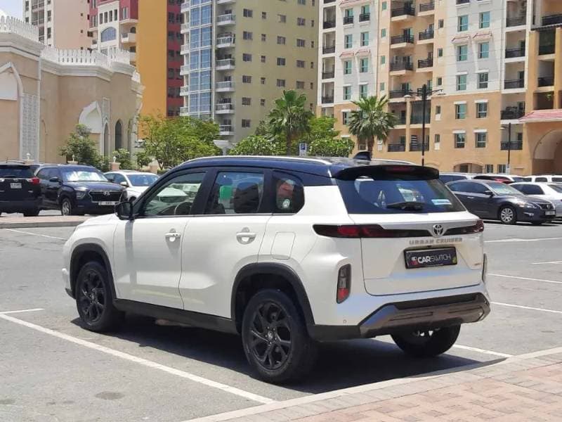 2025 Toyota Urban Cruiser thumbnail 5