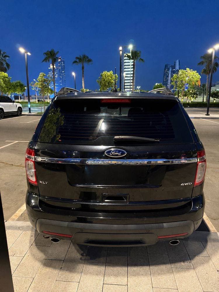 2013 Ford Explorer thumbnail 2