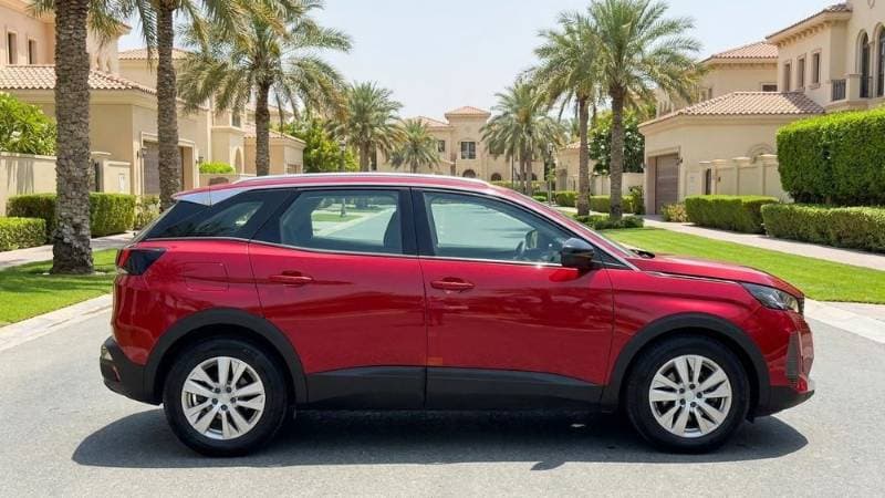 2023 Peugeot 3008 thumbnail 2