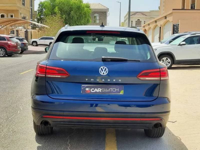 2018 Volkswagen Touareg thumbnail 4