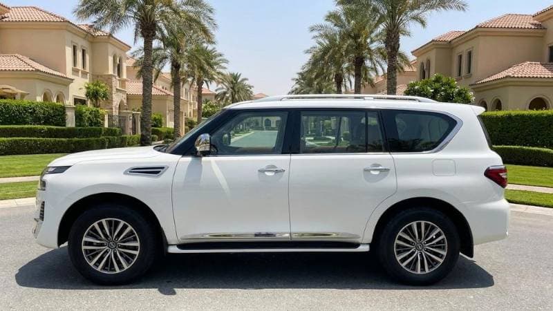 2021 Nissan Patrol thumbnail 4