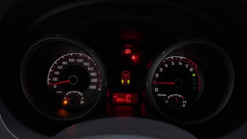 2020 Mitsubishi Pajero thumbnail 8