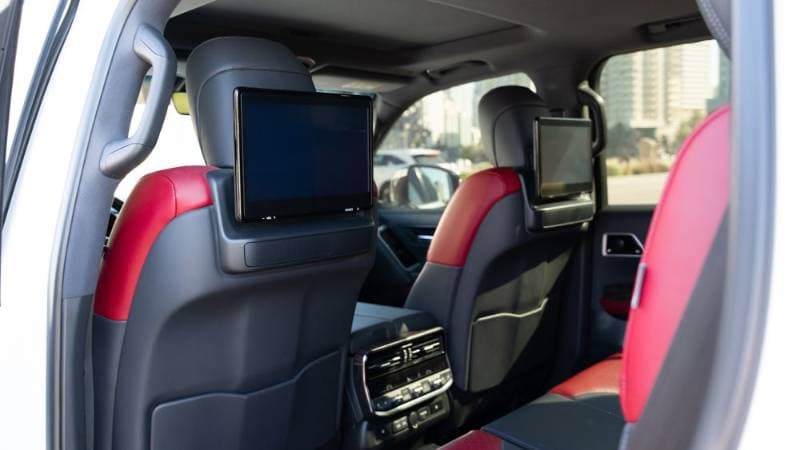 2023 Toyota Land Cruiser thumbnail 5