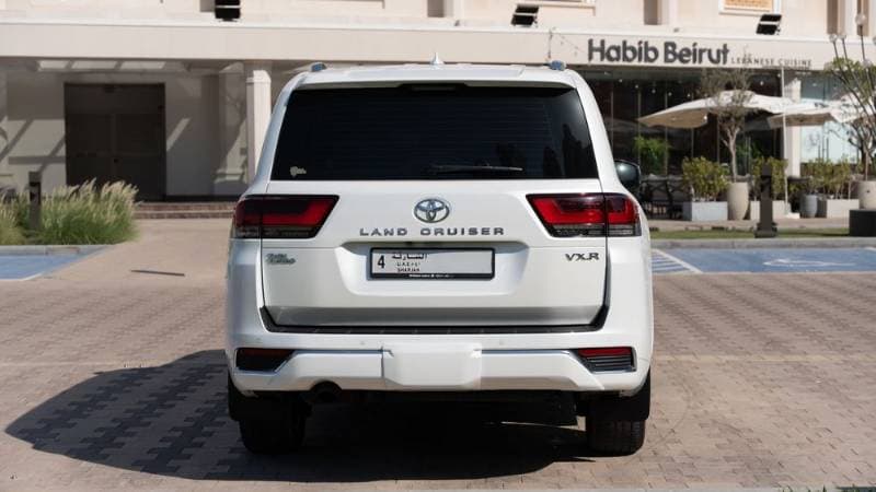 2023 Toyota Land Cruiser thumbnail 2