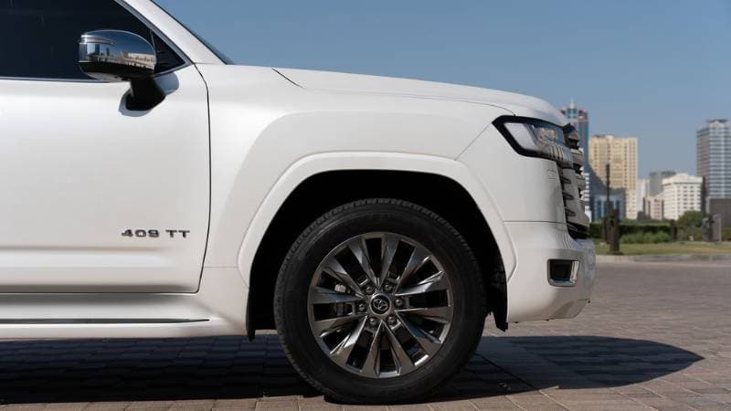 2023 Toyota Land Cruiser thumbnail 7