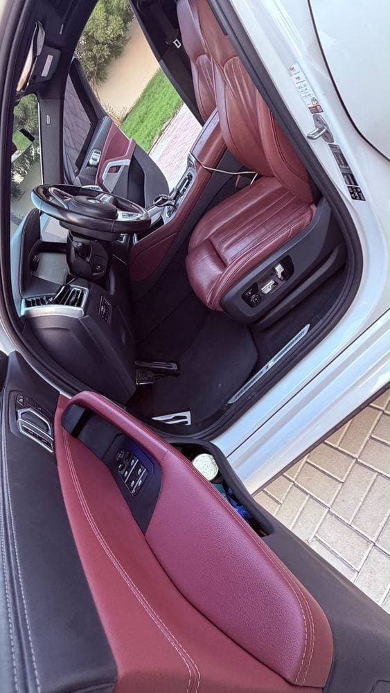 2021 BMW X6 thumbnail 4