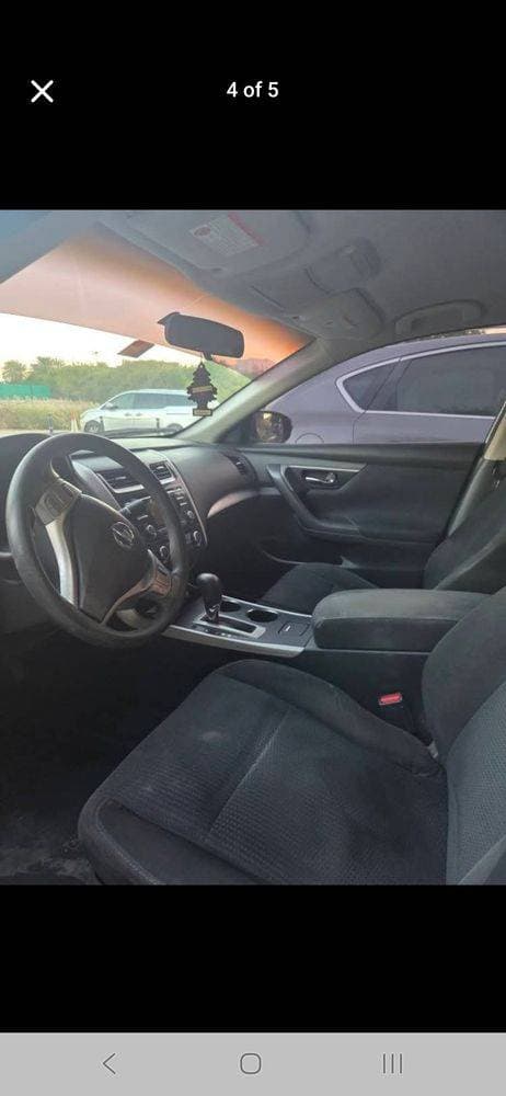 2016 Nissan Altima thumbnail 5