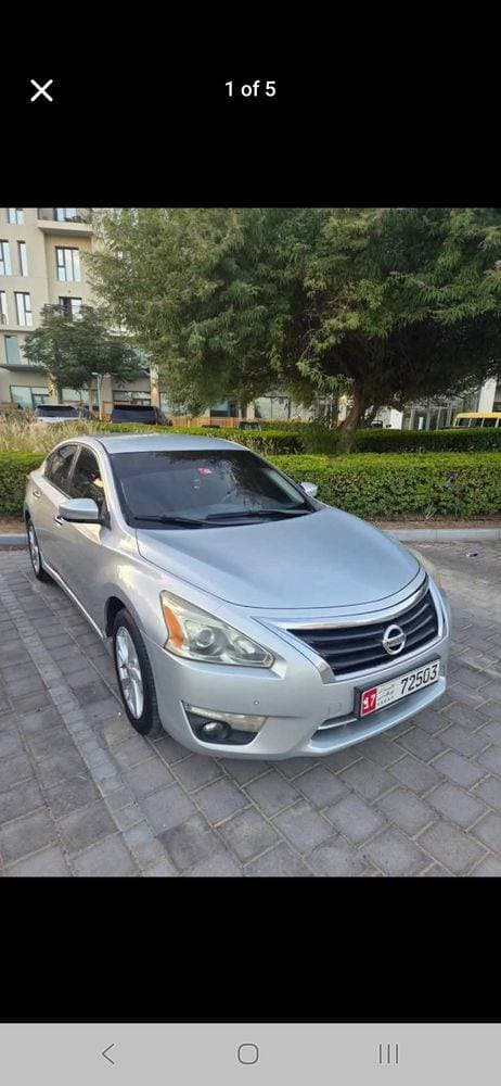 2016 Nissan Altima thumbnail 2