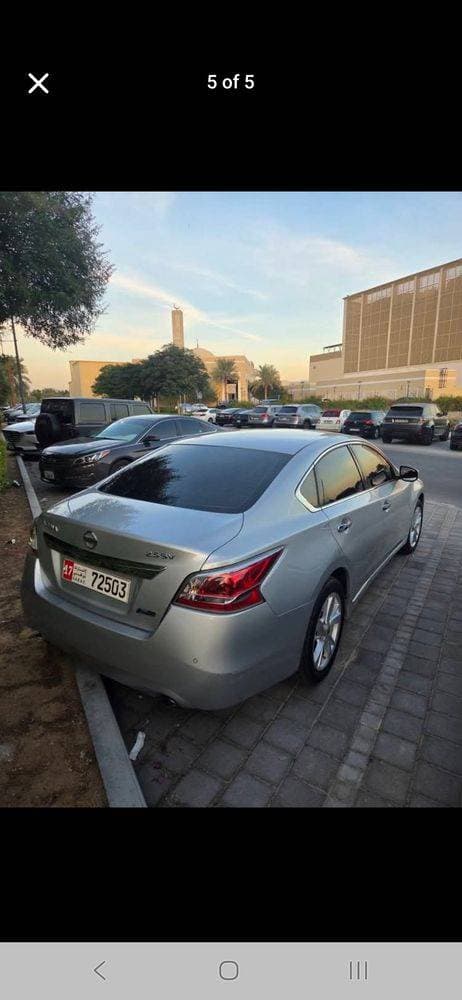 2016 Nissan Altima thumbnail 3
