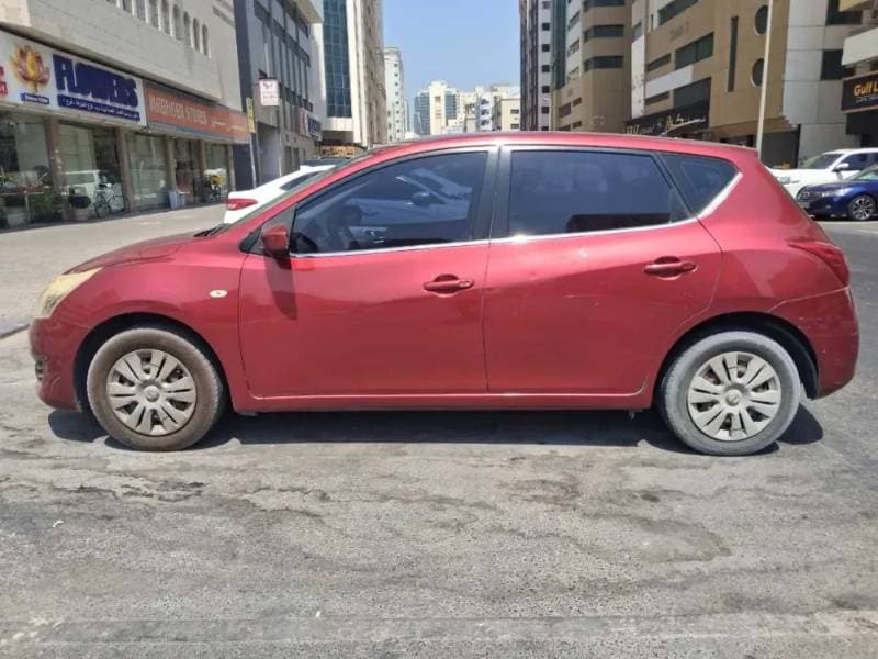 2016 Nissan Tiida thumbnail 8