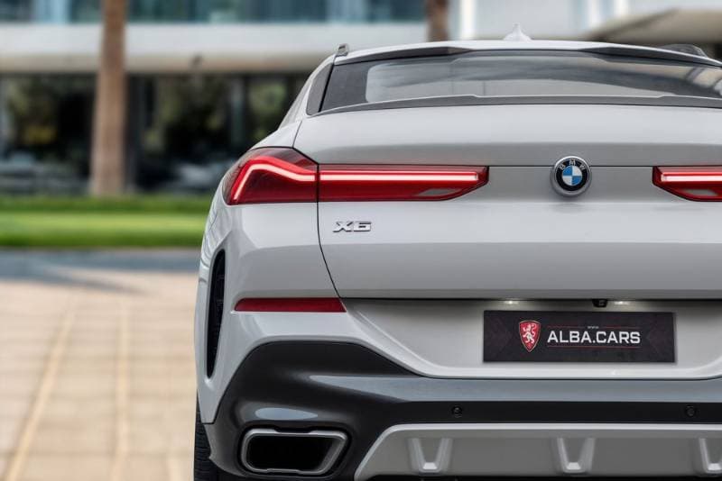 2022 BMW X6 thumbnail 6