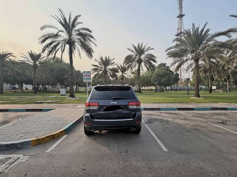2021 Jeep Grand Cherokee thumbnail 5