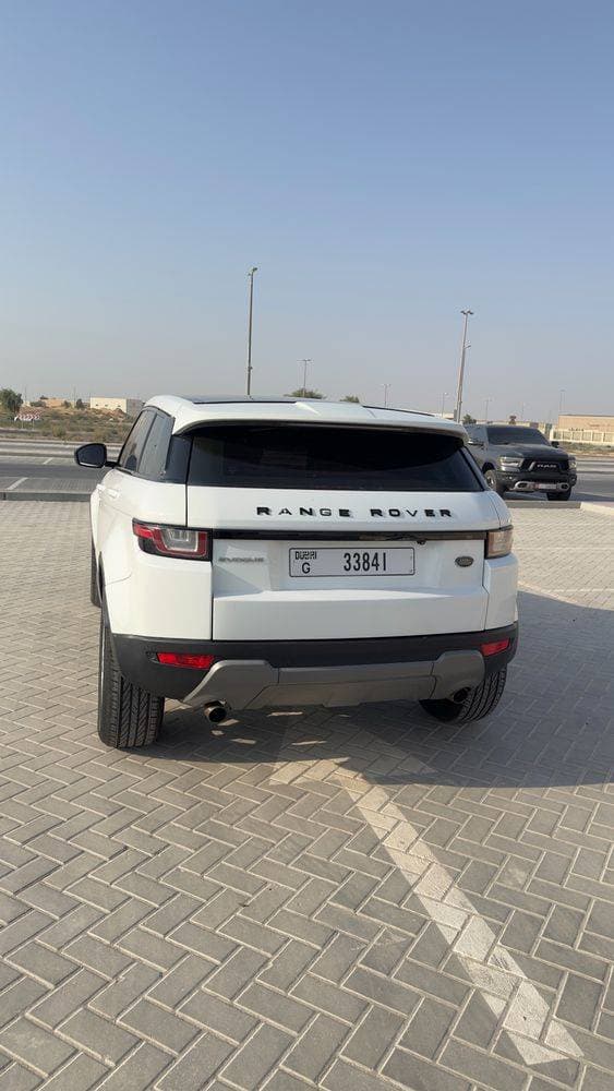 2016 Land Rover Range Rover Evoque thumbnail 6