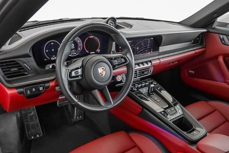 2025 Porsche 911 thumbnail 7