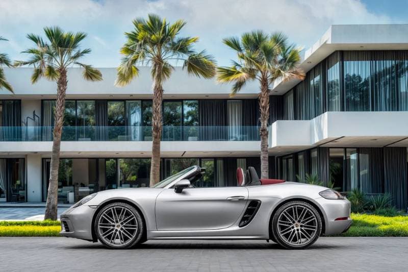 2020 Porsche Boxster thumbnail 2