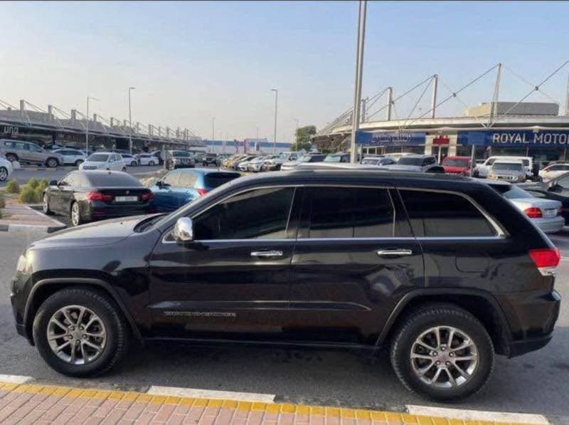 2015 Jeep Grand Cherokee thumbnail 3