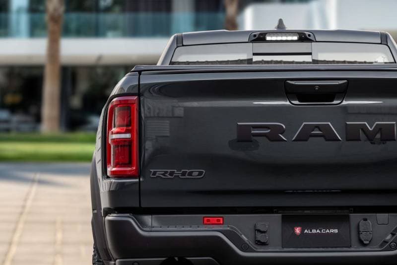 2025 RAM 1500 thumbnail 6